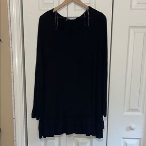 Easel Black Tunic Top